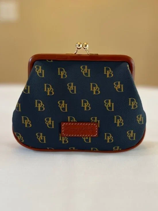 DOONEY & BOURKE | Gretta Framed Navy Blue Coin Purse-Like NEW - Picture 1 of 7